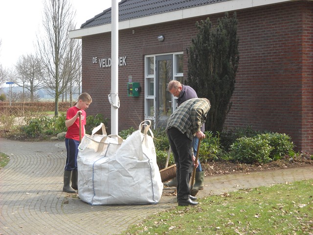 nl-doet-2012-055-kopie